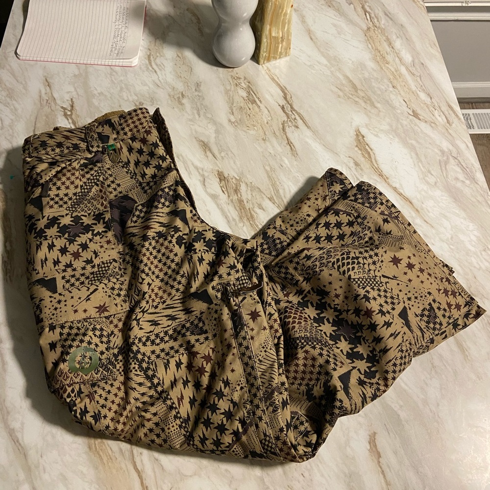 Volcom snowboard pants